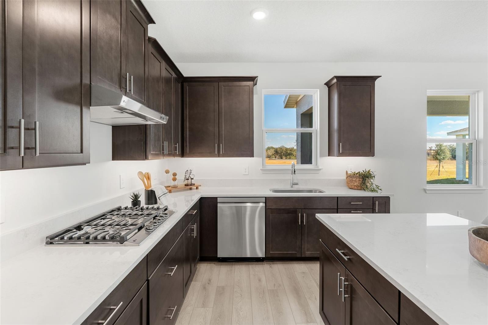 748 MYSTIC GARDENS DR, APOPKA, FL, 32703
