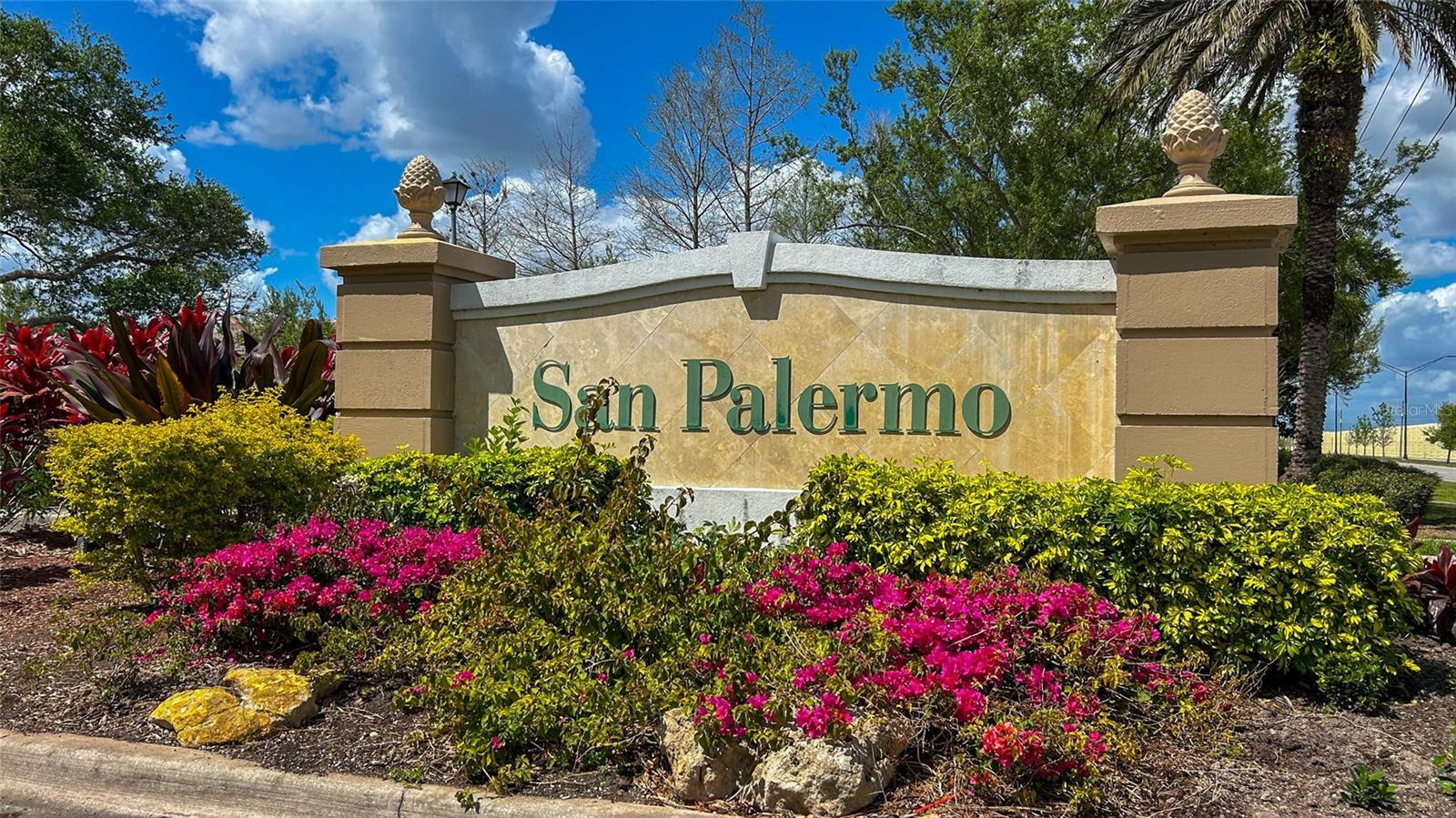 1564 NAPOLI DR W, SARASOTA, FL, 34232