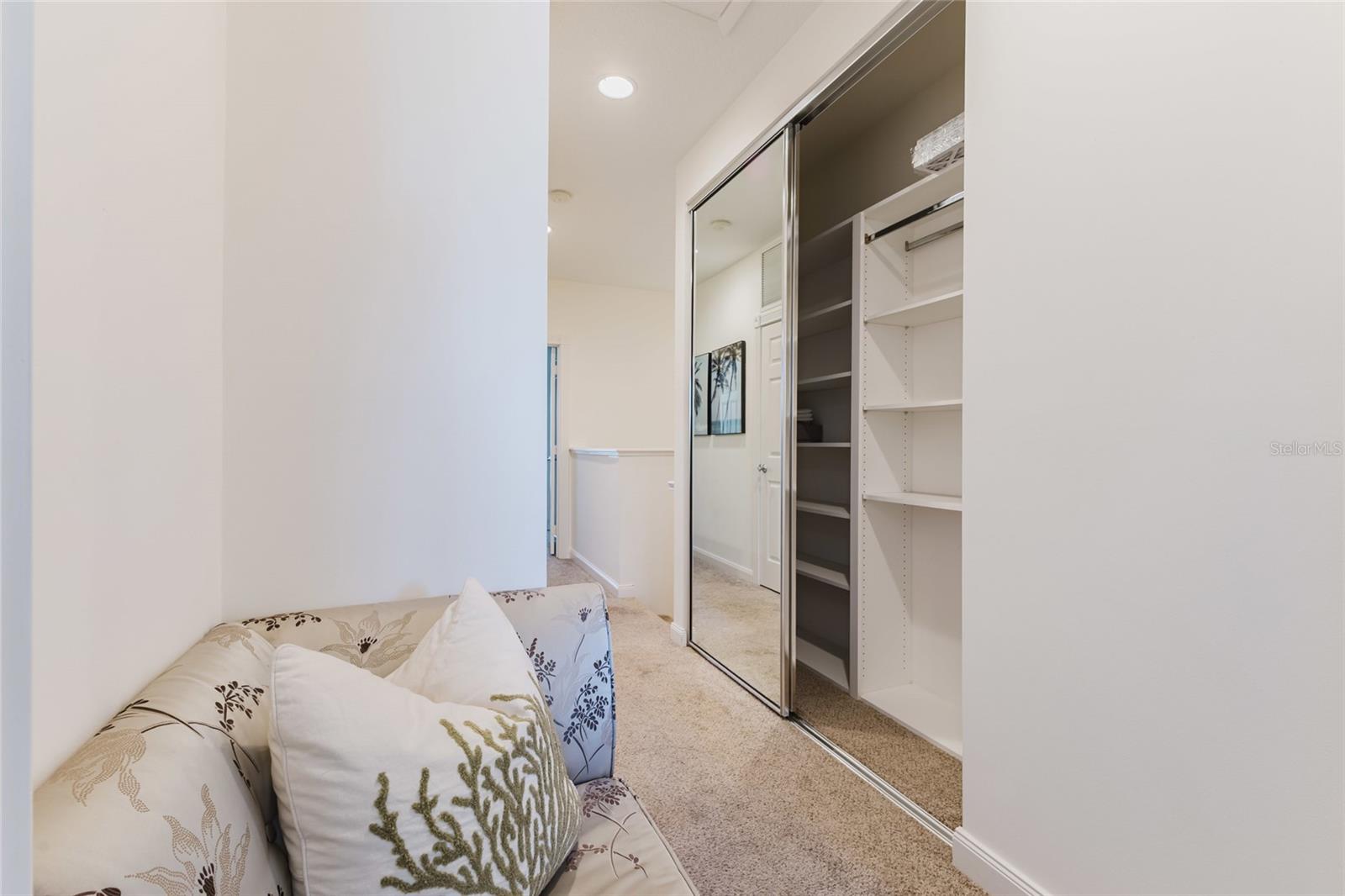 1564 NAPOLI DR W, SARASOTA, FL, 34232