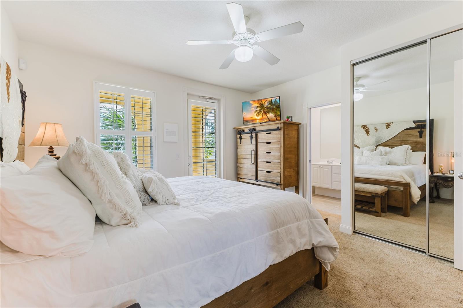 1564 NAPOLI DR W, SARASOTA, FL, 34232