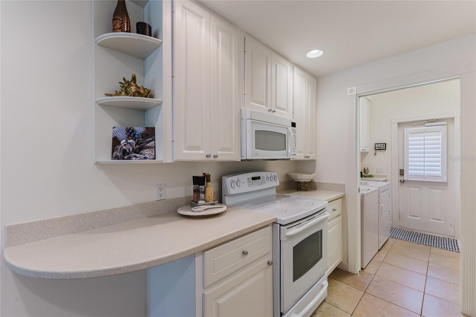 1564 NAPOLI DR W, SARASOTA, FL, 34232