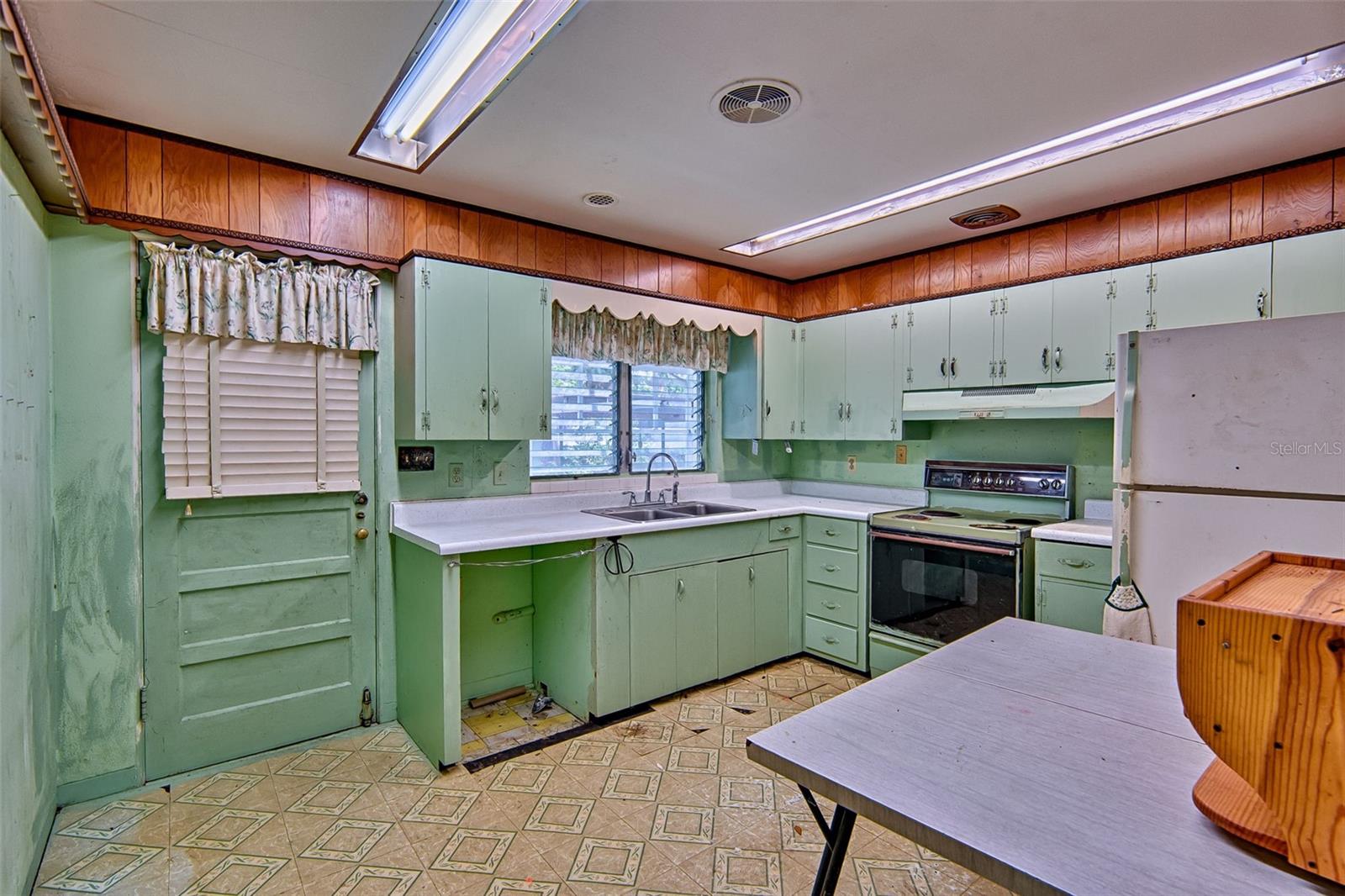 948 NE 6TH ST, OCALA, FL, 34470