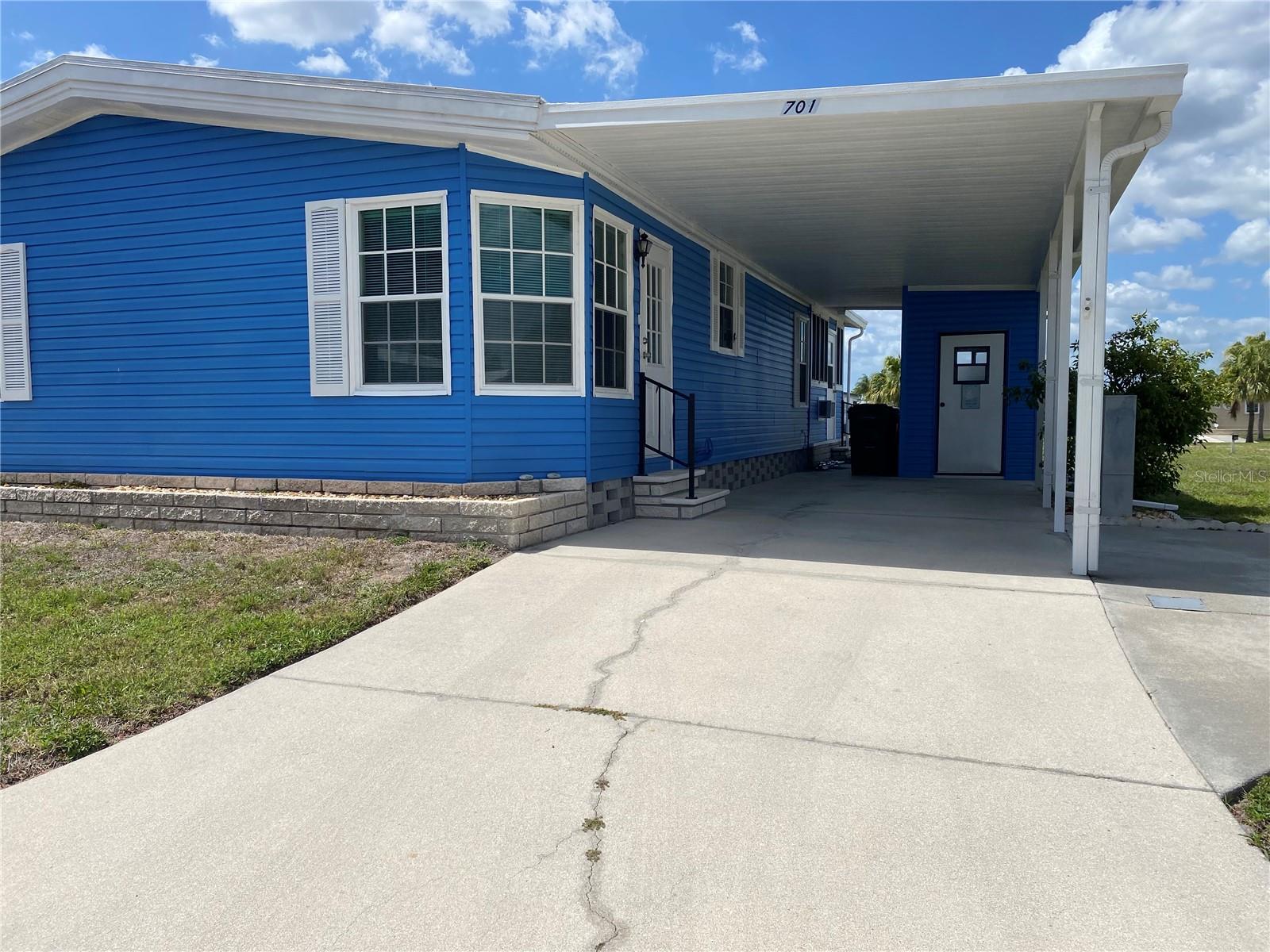 701 RIVERVIEW CIR, NORTH PORT, FL, 34287