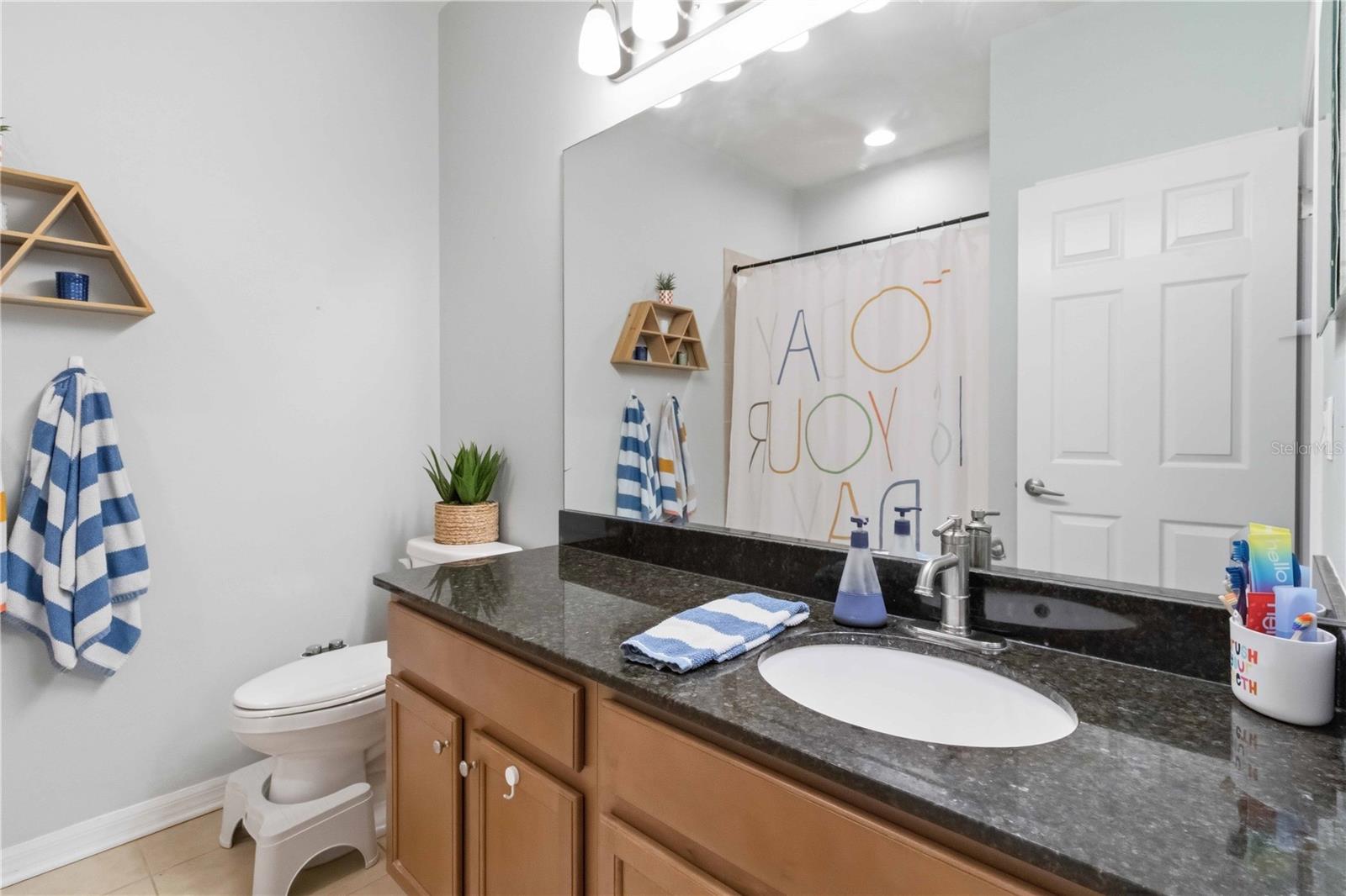 Upstairs shared bath