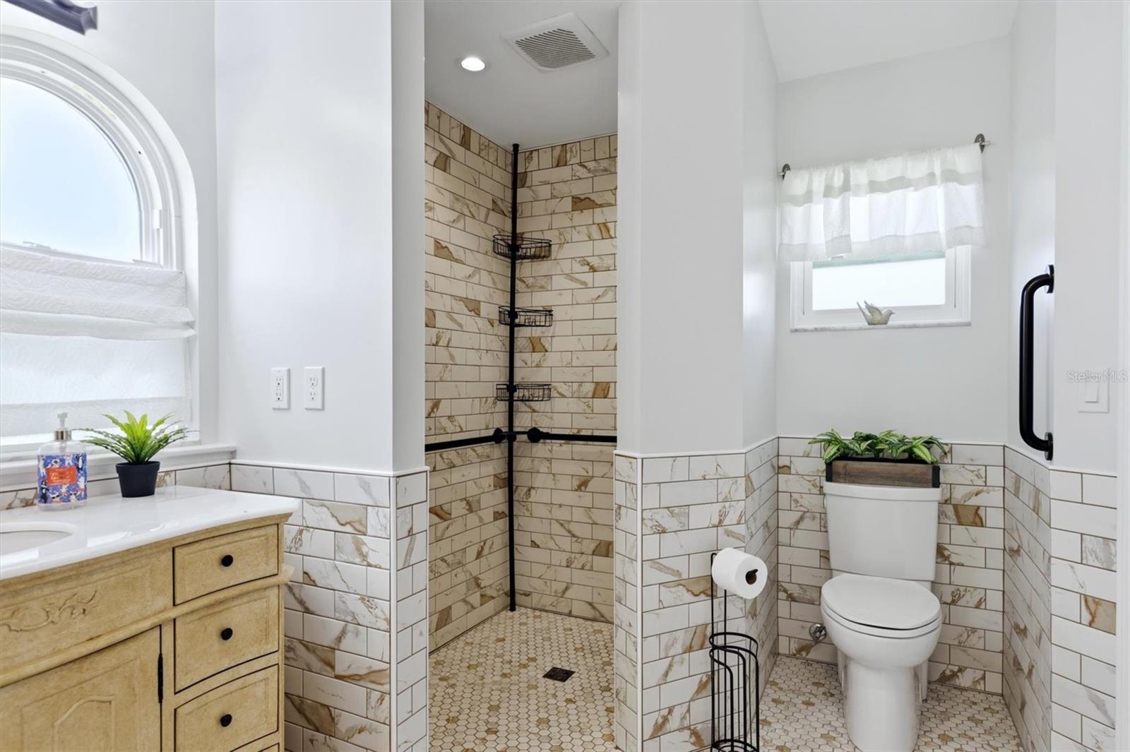 1434 ROOSEVELT DR, VENICE, FL, 34293