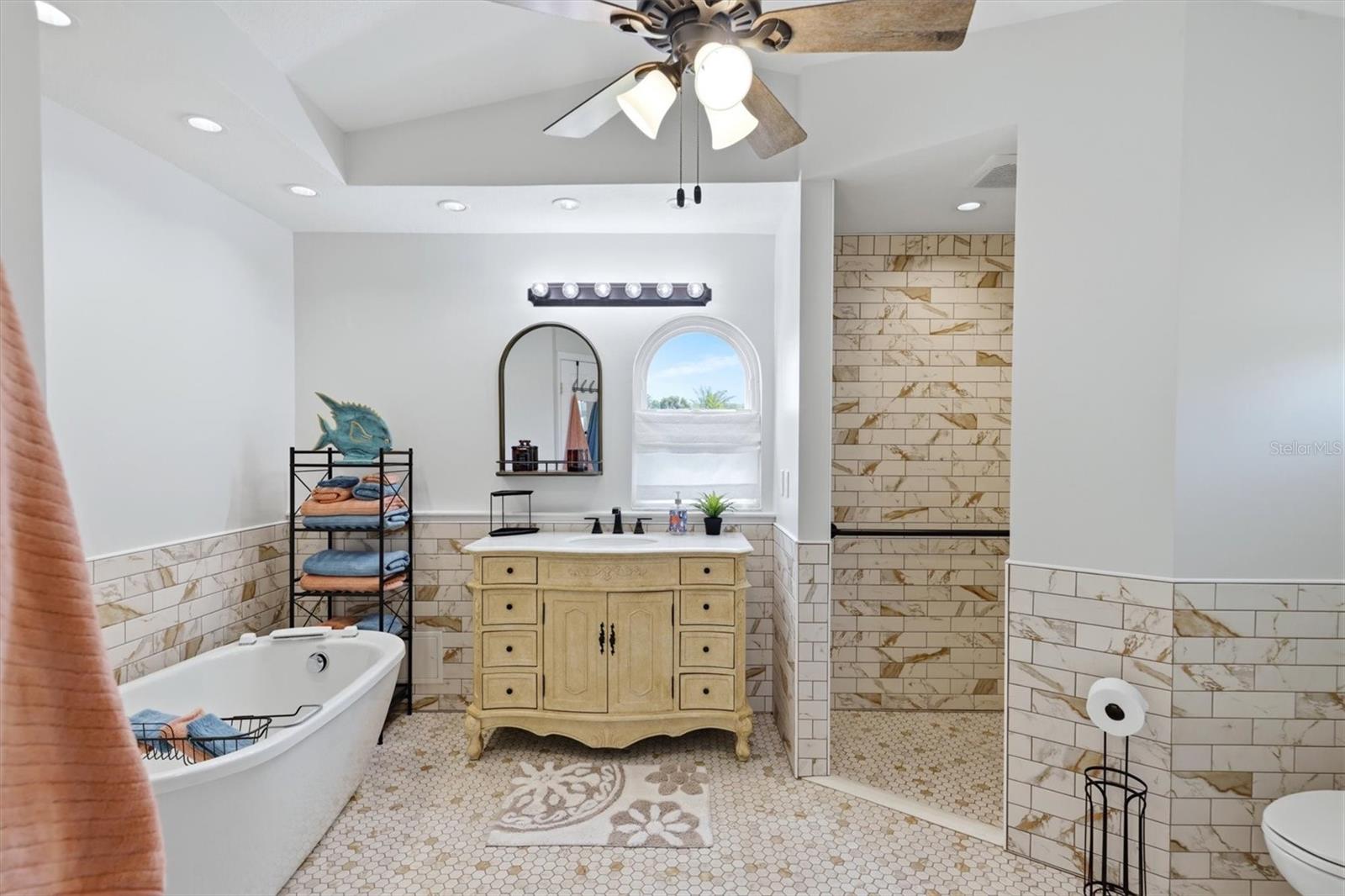 1434 ROOSEVELT DR, VENICE, FL, 34293