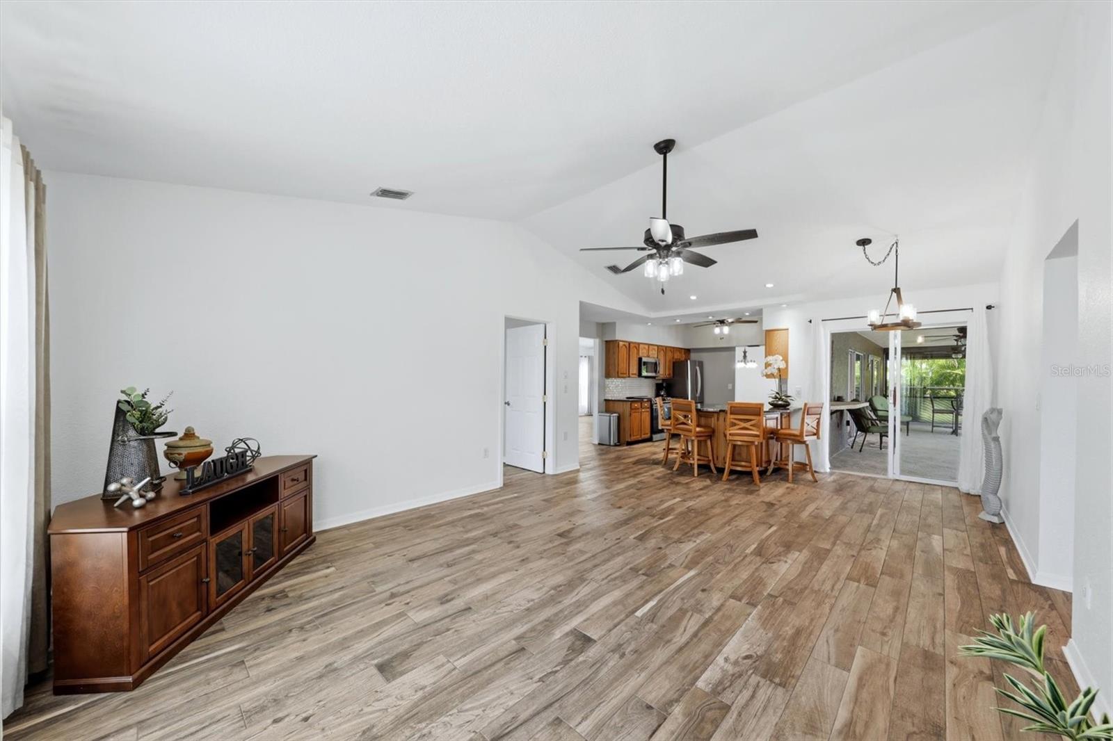 1434 ROOSEVELT DR, VENICE, FL, 34293