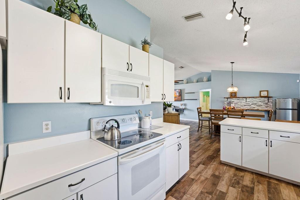 27 PINE HURST LN, PALM COAST, FL, 32164