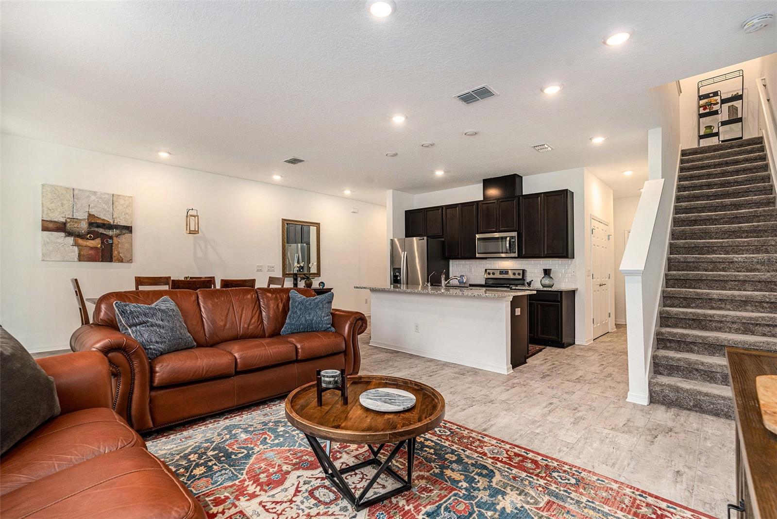 1105 LADY GOULDIAN CT, TAMPA, FL, 33613
