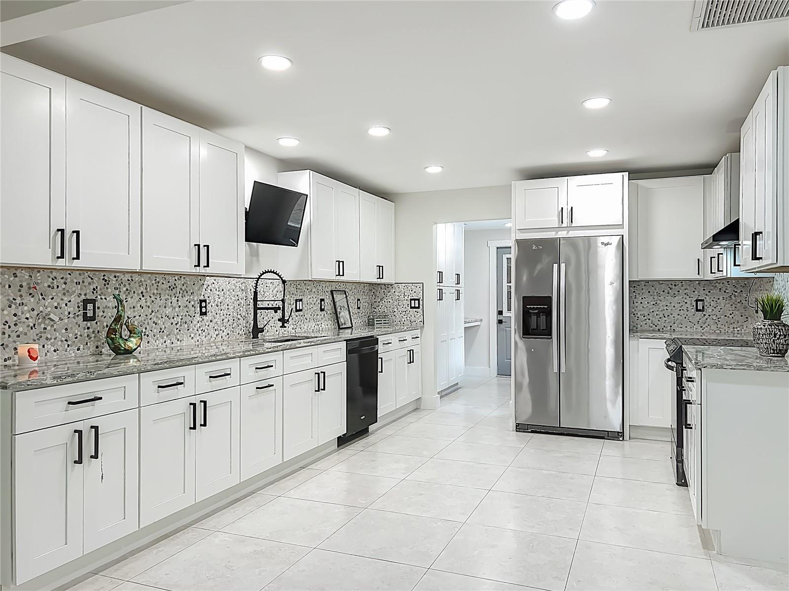 207 WEEPING ELM LN, LONGWOOD, FL, 32779