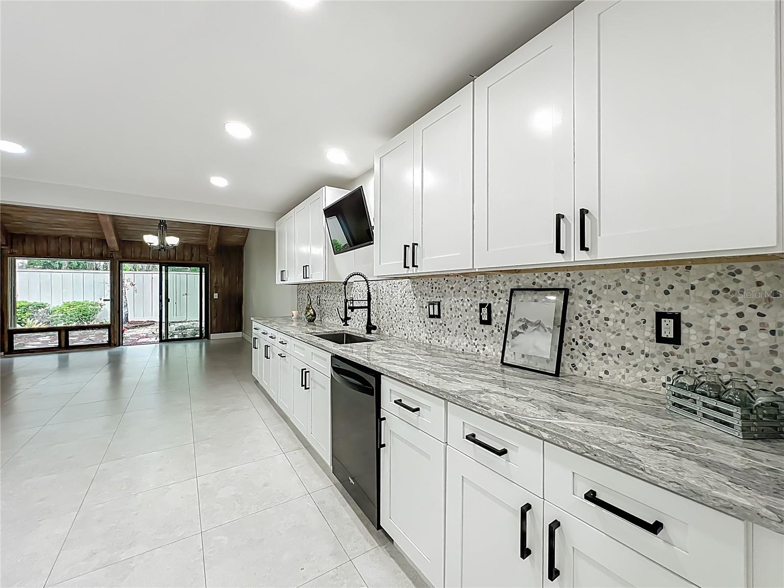 207 WEEPING ELM LN, LONGWOOD, FL, 32779