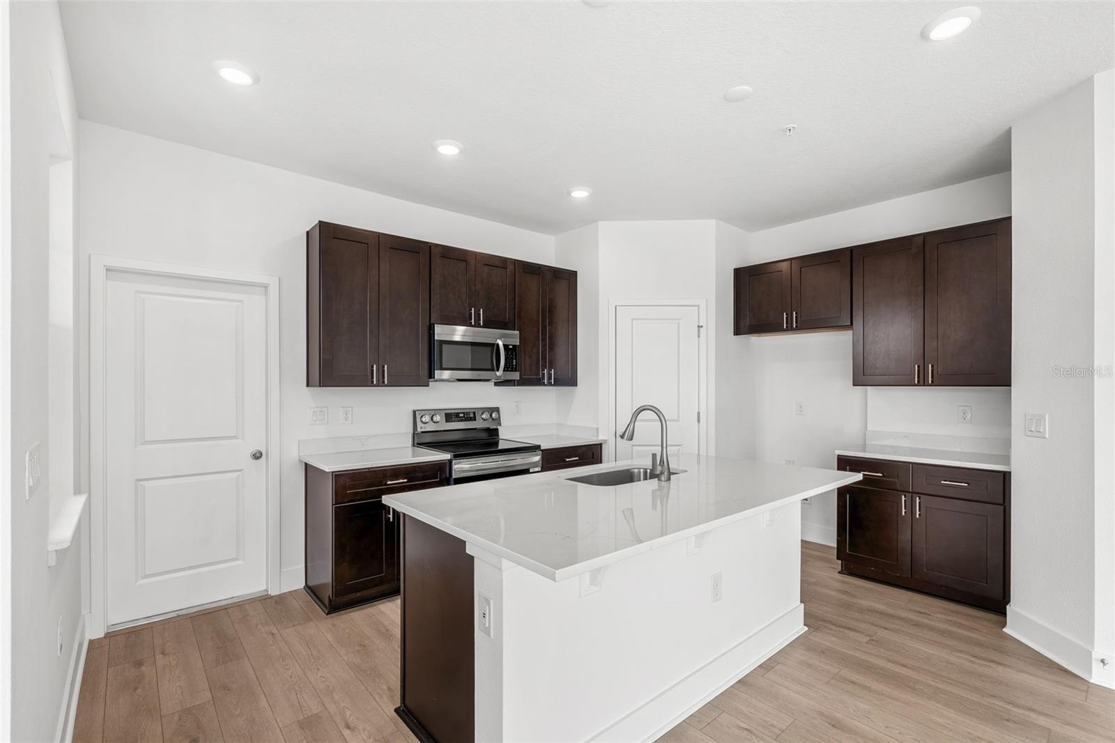 2441 MAGNOLIA RESERVE RD, OCOEE, FL, 34761