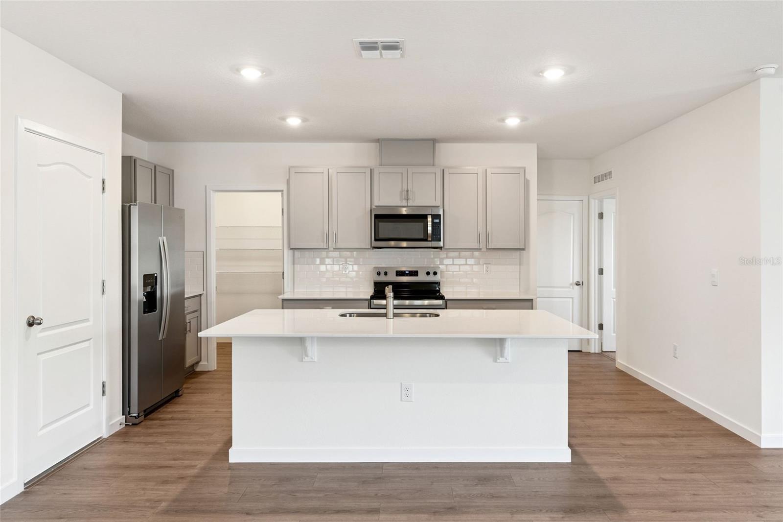 2113 WALNUT CREEK DR, KISSIMMEE, FL, 34744