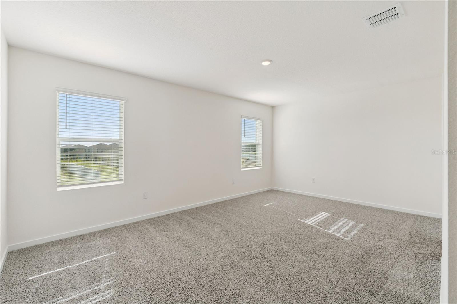 2113 WALNUT CREEK DR, KISSIMMEE, FL, 34744