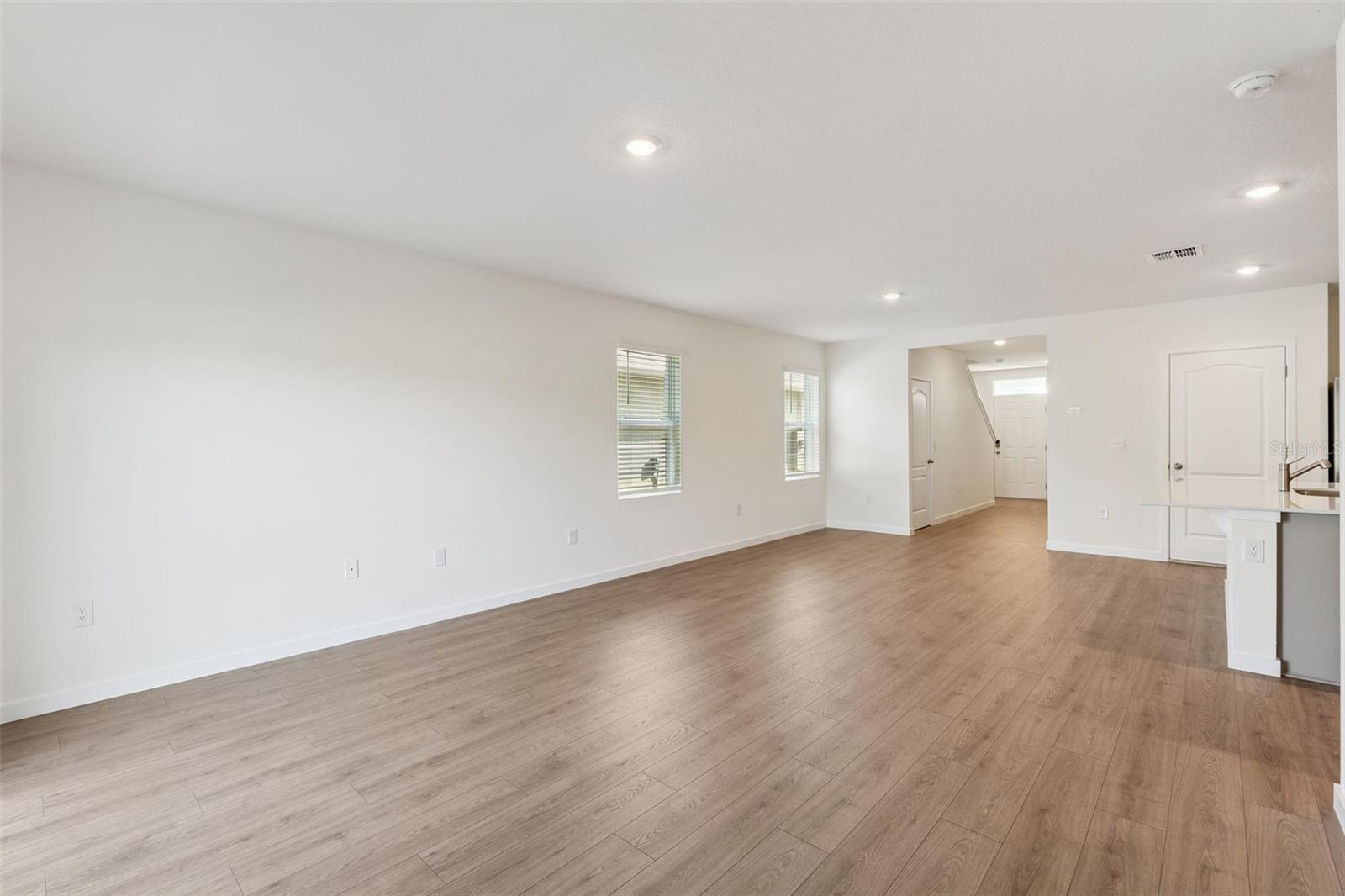 2113 WALNUT CREEK DR, KISSIMMEE, FL, 34744