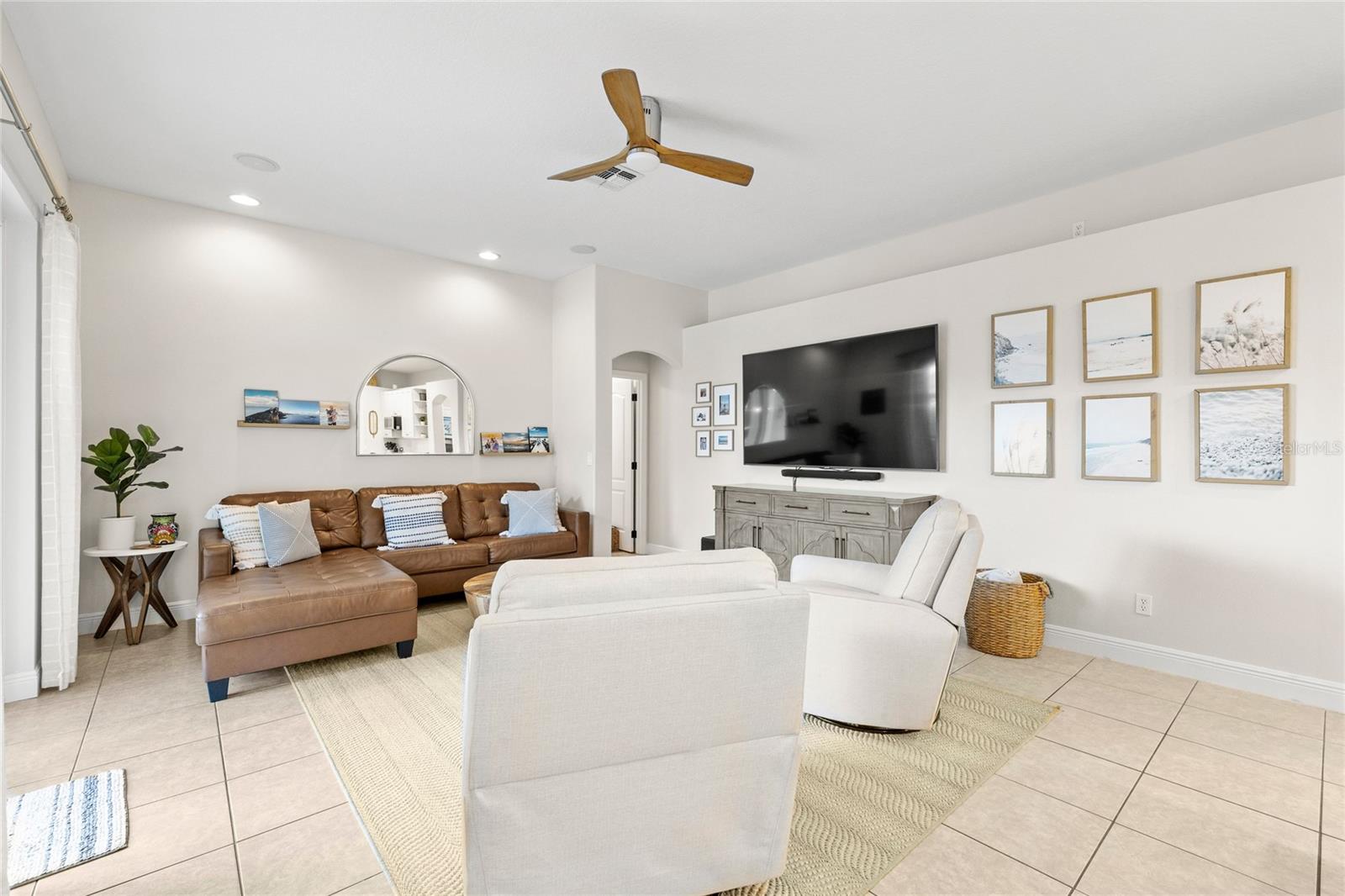 710 N HAMPTON DR, DAVENPORT, FL, 33897