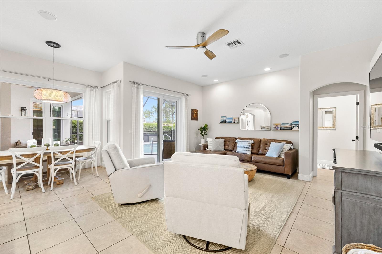 710 N HAMPTON DR, DAVENPORT, FL, 33897
