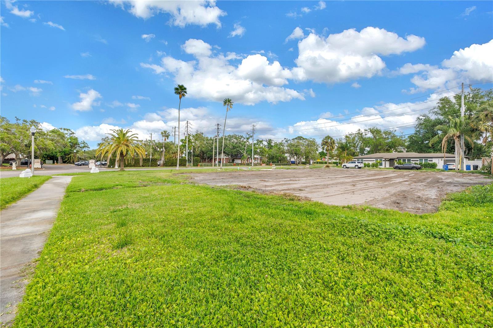 515 SNELL ISLE BLVD NE, ST PETERSBURG, FL, 33704