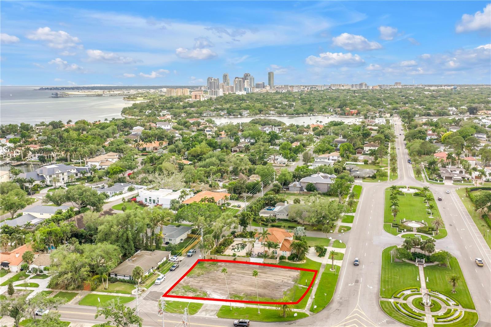 515 SNELL ISLE BLVD NE, ST PETERSBURG, FL, 33704