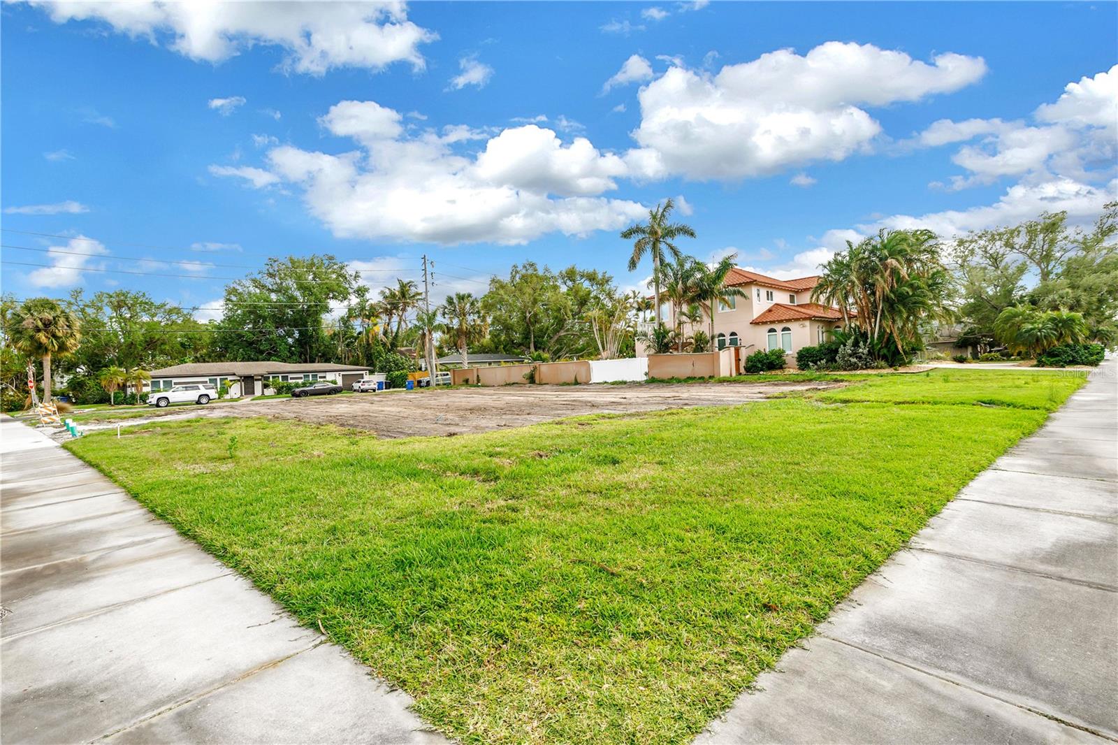 515 SNELL ISLE BLVD NE, ST PETERSBURG, FL, 33704