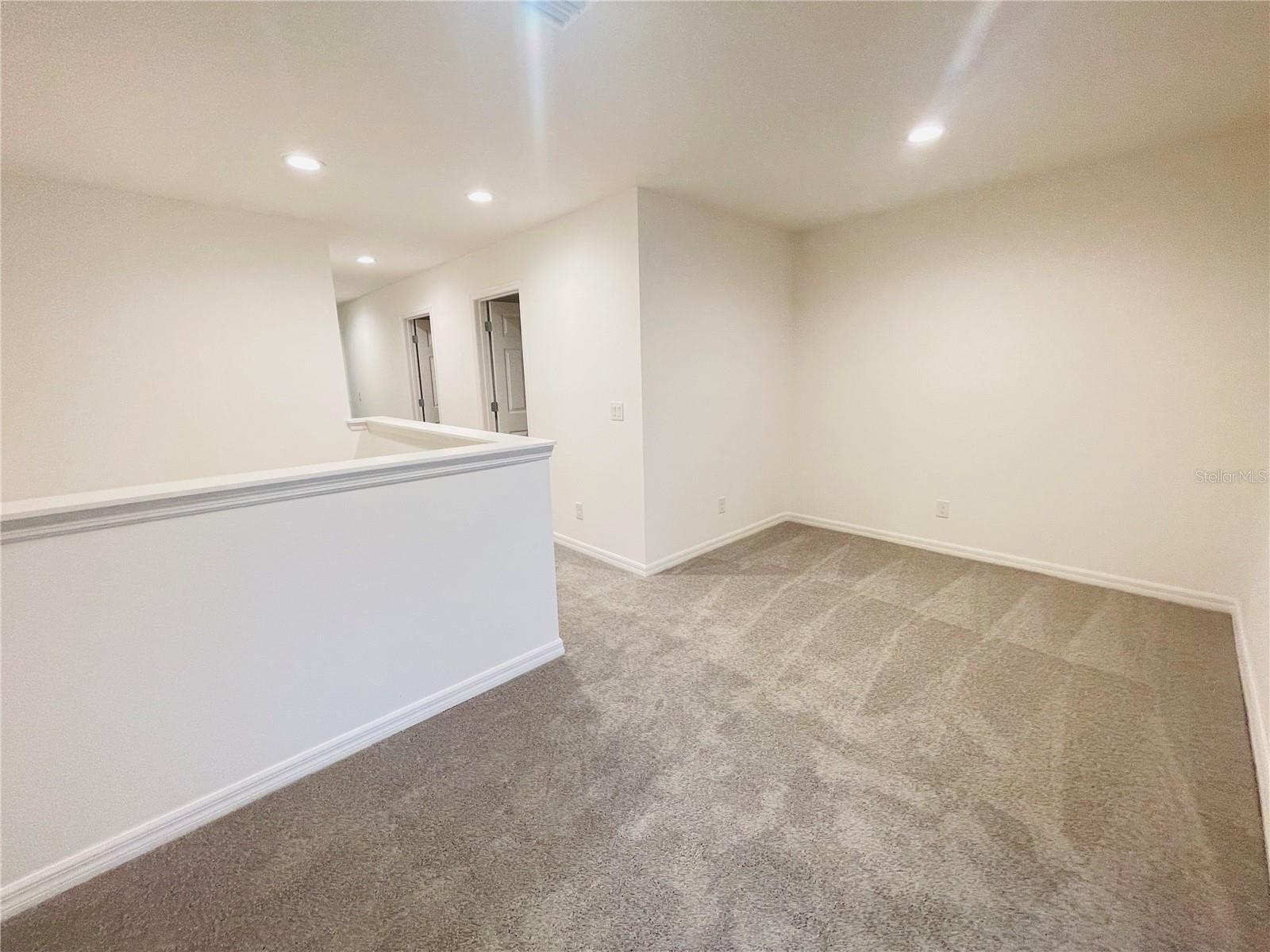 180 GLASS ONION DR, HOWEY IN THE HILLS, FL, 34737