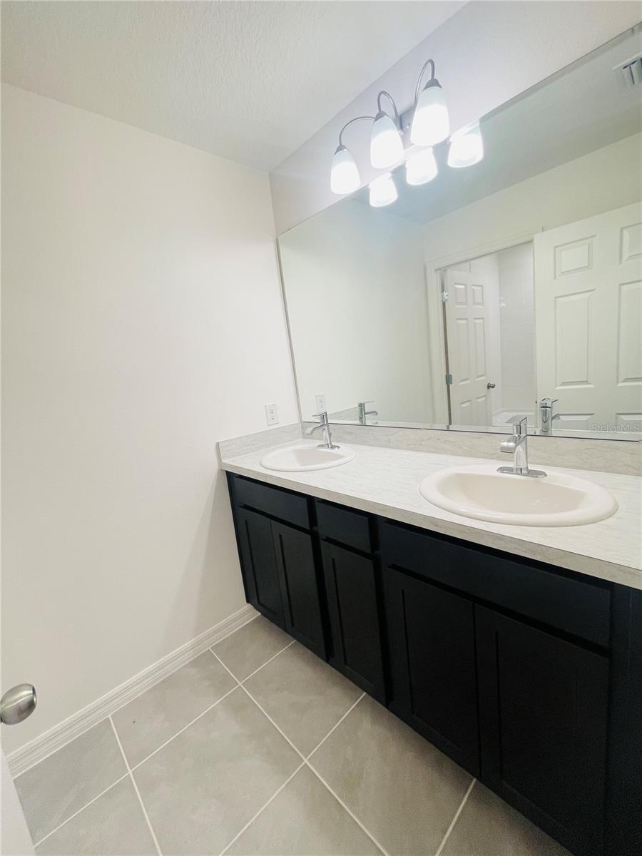 180 GLASS ONION DR, HOWEY IN THE HILLS, FL, 34737