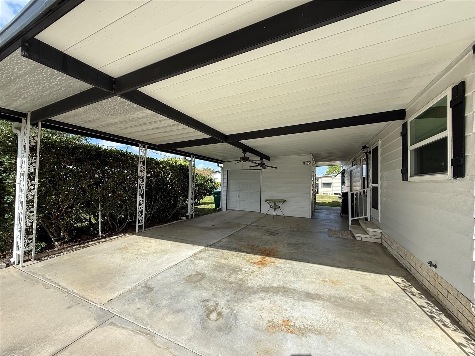 11 N BOBWHITE RD, WILDWOOD, FL, 34785