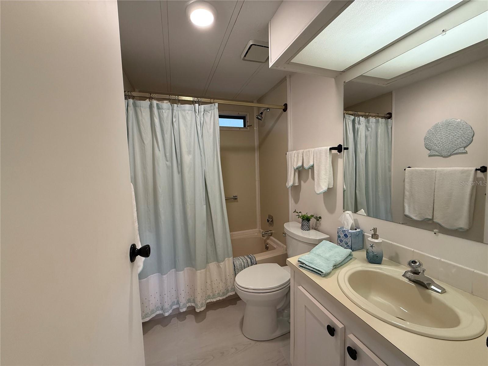 11 N BOBWHITE RD, WILDWOOD, FL, 34785