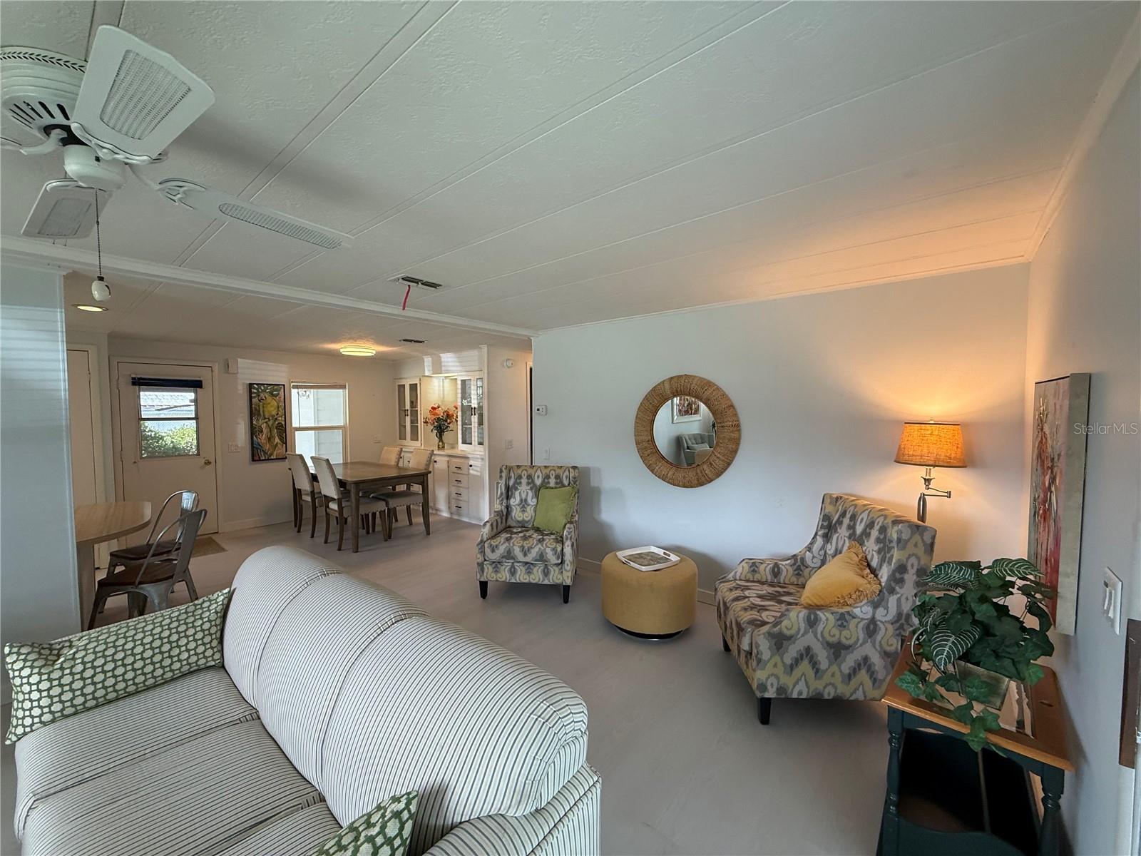 11 N BOBWHITE RD, WILDWOOD, FL, 34785