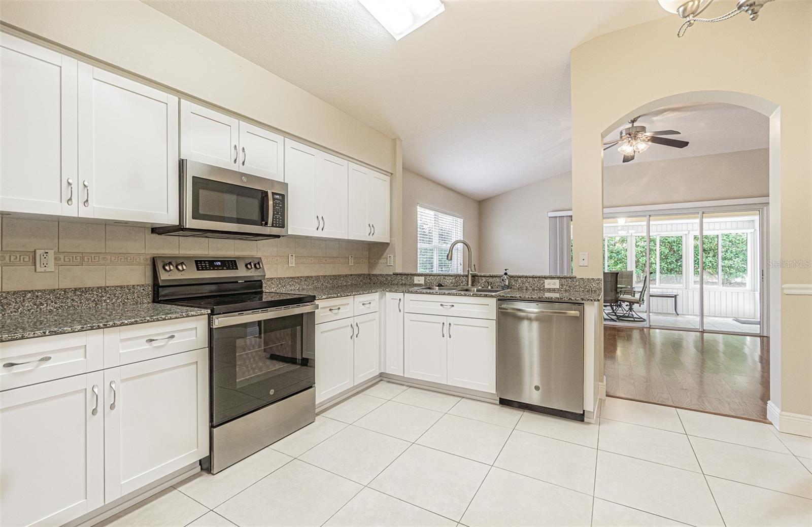 10312 OLD TAMPA BAY DR, SAN ANTONIO, FL, 33576