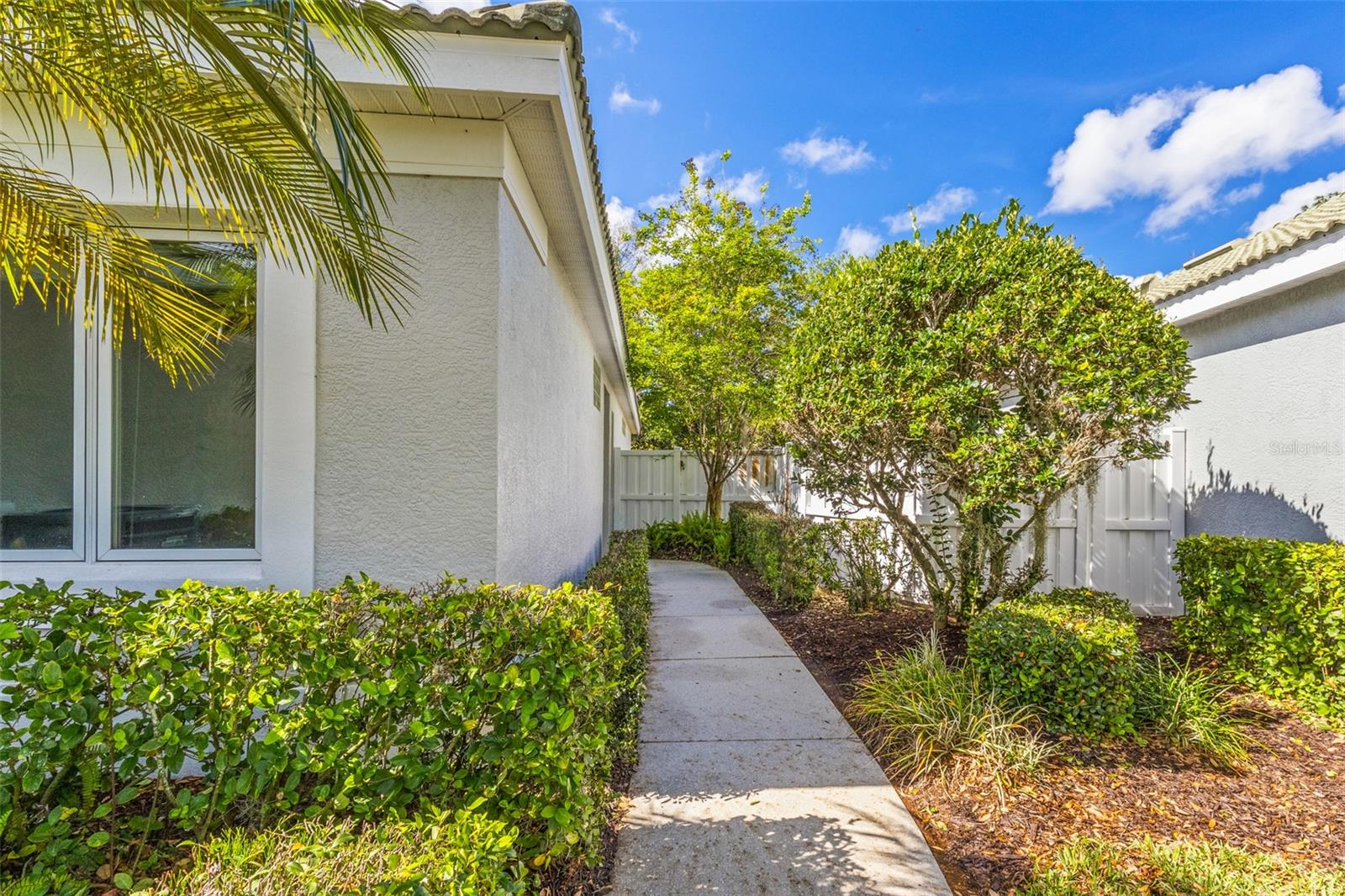 8652 54TH AVENUE CIR E, BRADENTON, FL, 34211