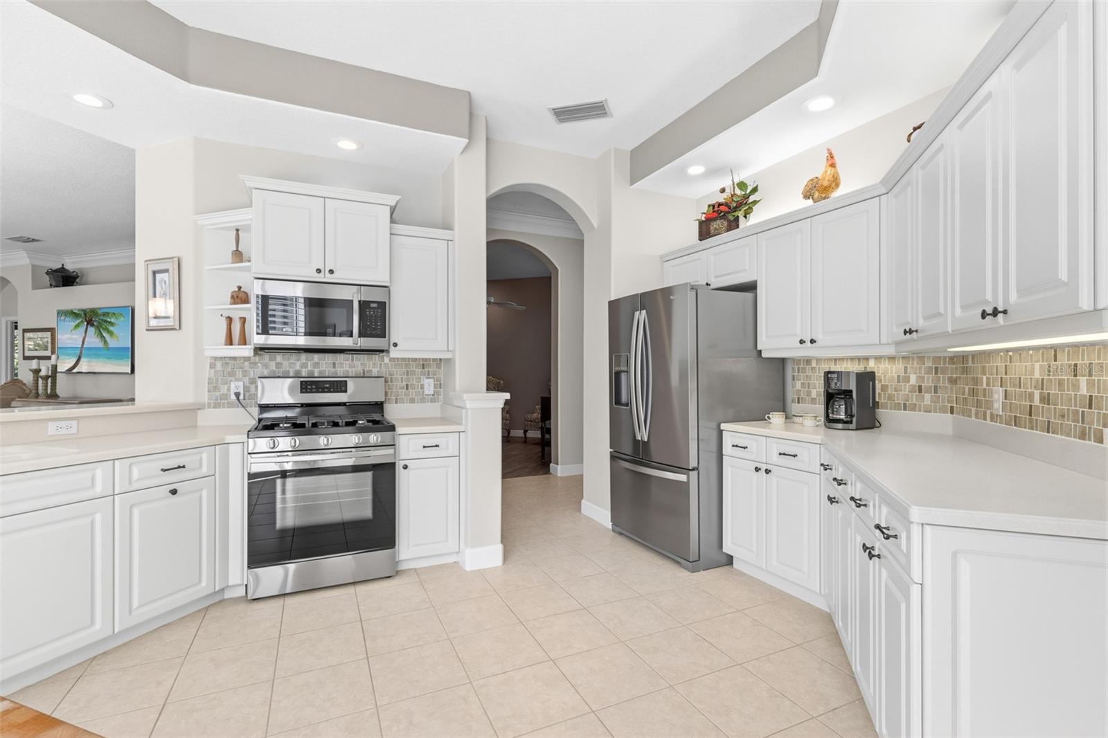 8652 54TH AVENUE CIR E, BRADENTON, FL, 34211