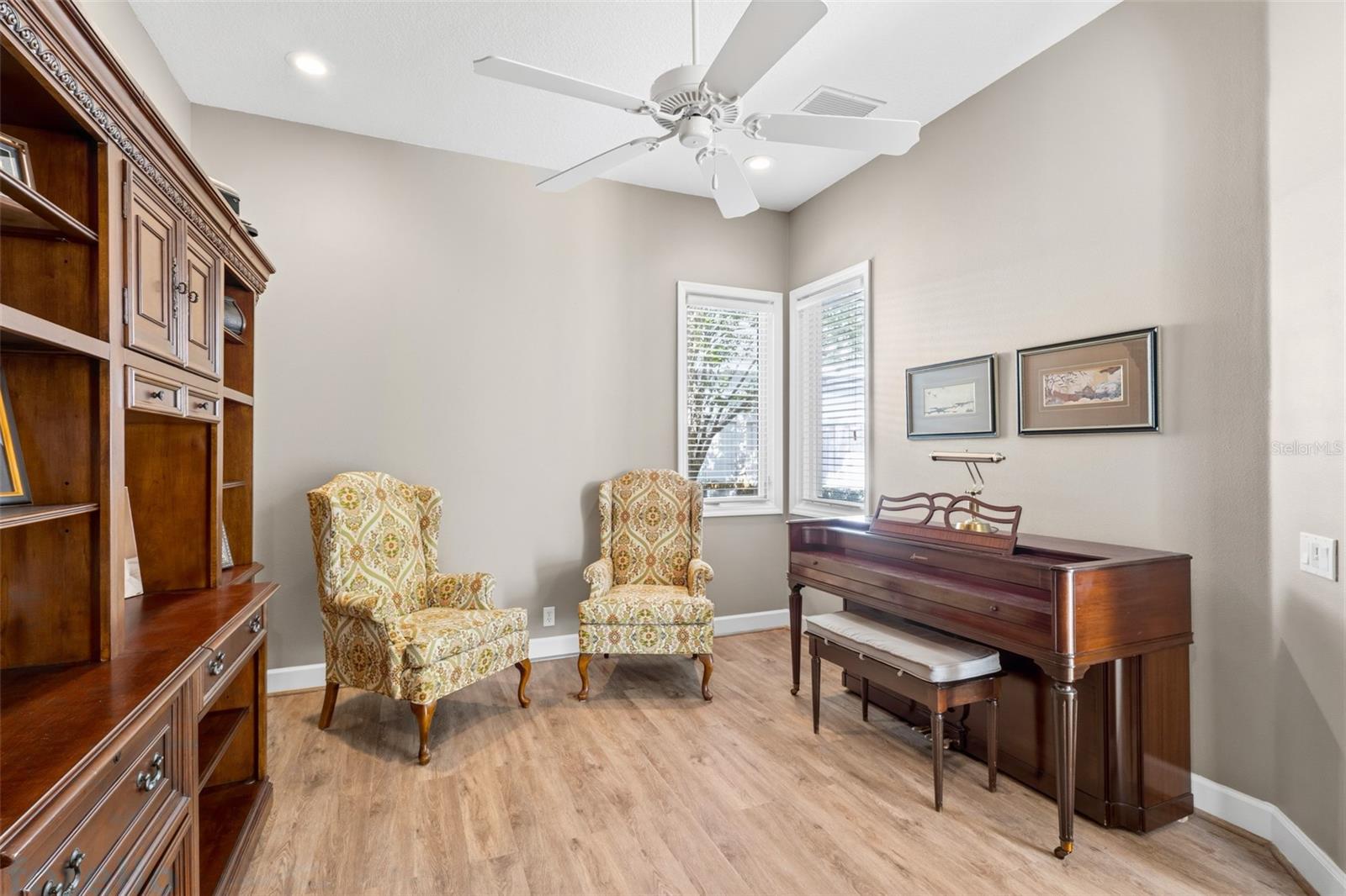 8652 54TH AVENUE CIR E, BRADENTON, FL, 34211