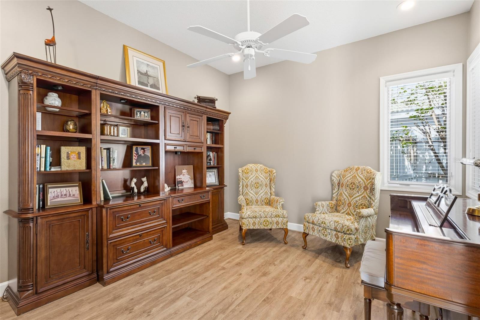 8652 54TH AVENUE CIR E, BRADENTON, FL, 34211