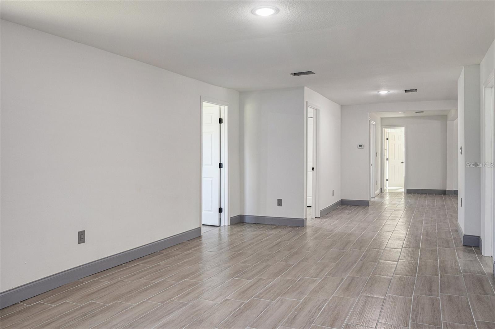 205 E CORNELL ST, AVON PARK, FL, 33825