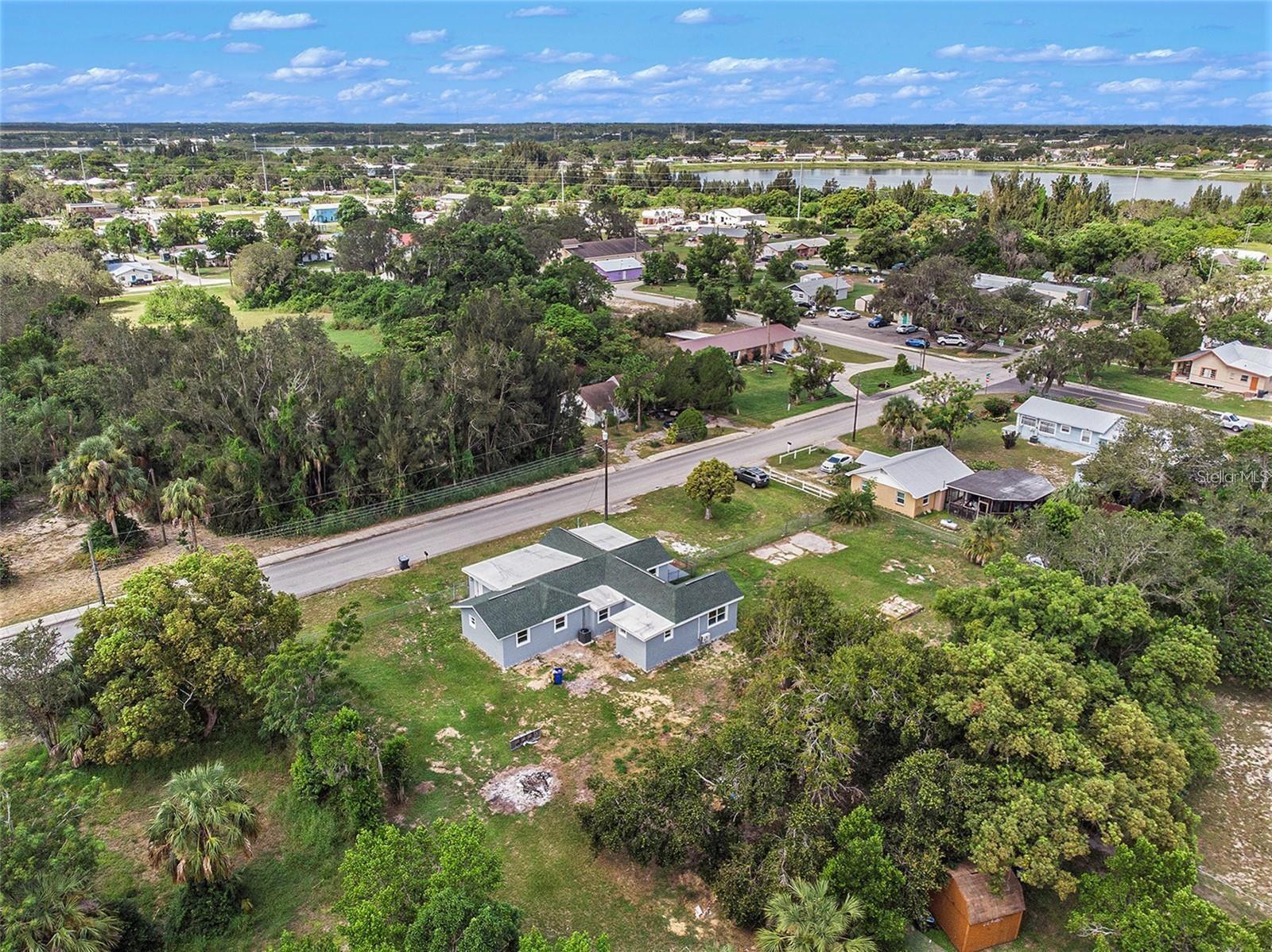 205 E CORNELL ST, AVON PARK, FL, 33825