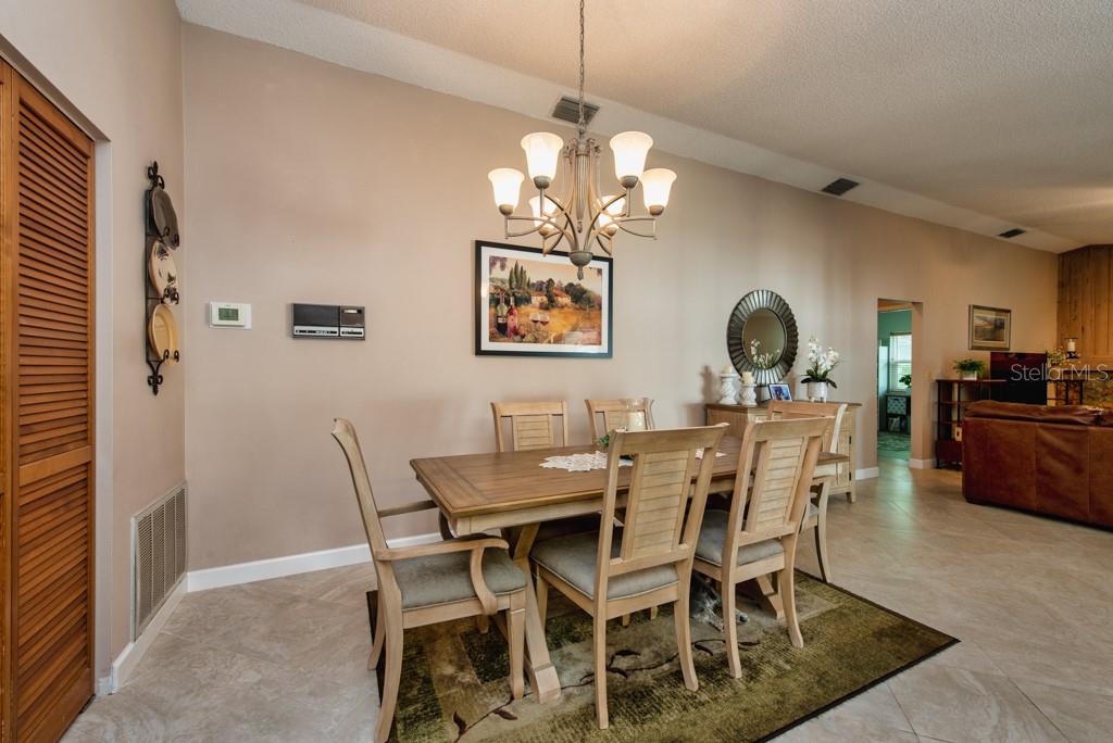 2911 LAHLOR LN, PALM HARBOR, FL, 34684