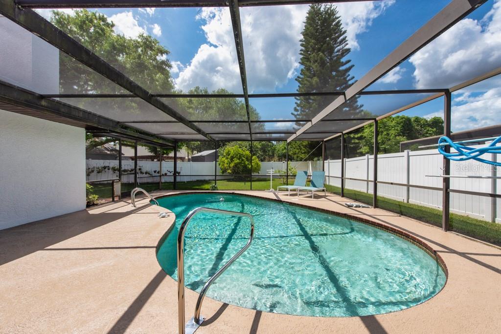 2911 LAHLOR LN, PALM HARBOR, FL, 34684