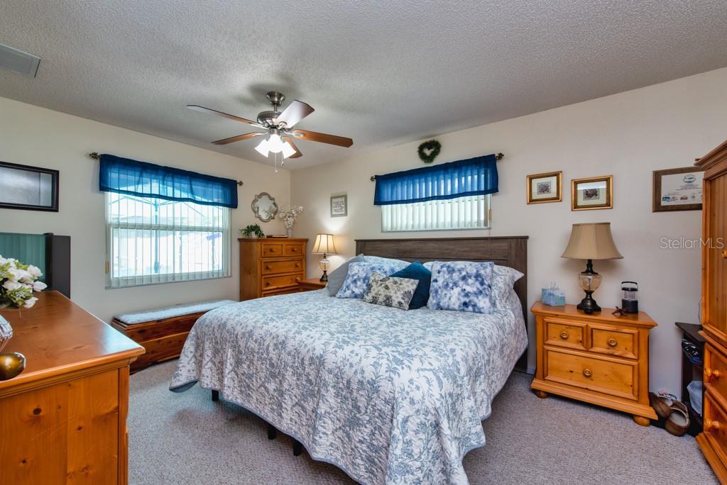 2911 LAHLOR LN, PALM HARBOR, FL, 34684