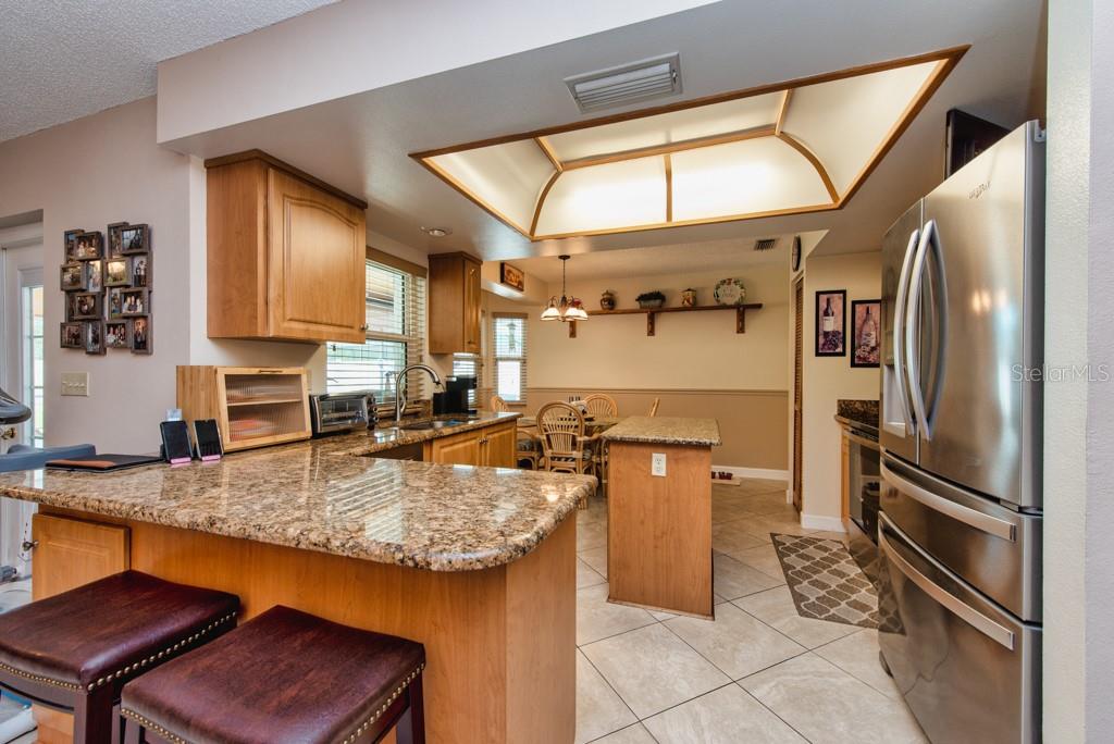 2911 LAHLOR LN, PALM HARBOR, FL, 34684