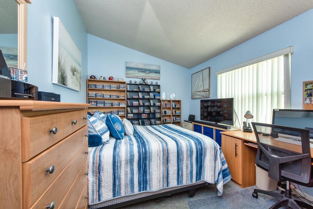 2911 LAHLOR LN, PALM HARBOR, FL, 34684