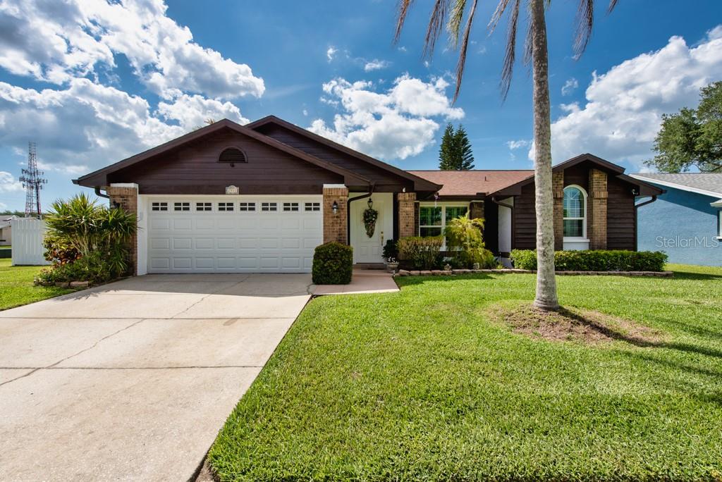 2911 LAHLOR LN, PALM HARBOR, FL, 34684