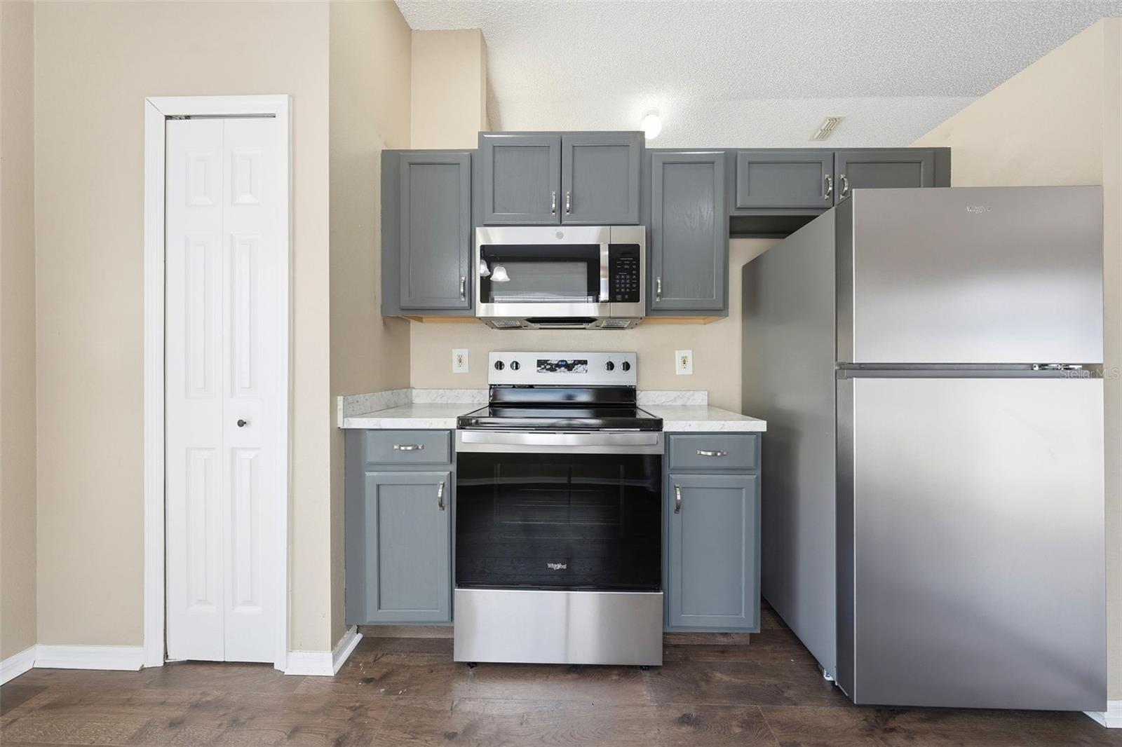 2727 MAYER ST, ORLANDO, FL, 32806