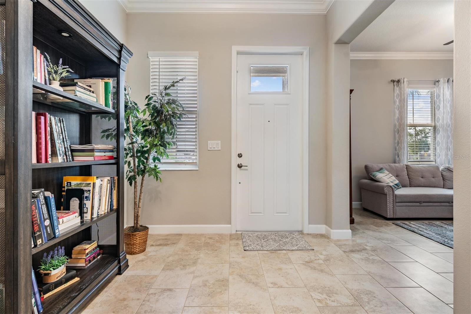 Oversized tile entry