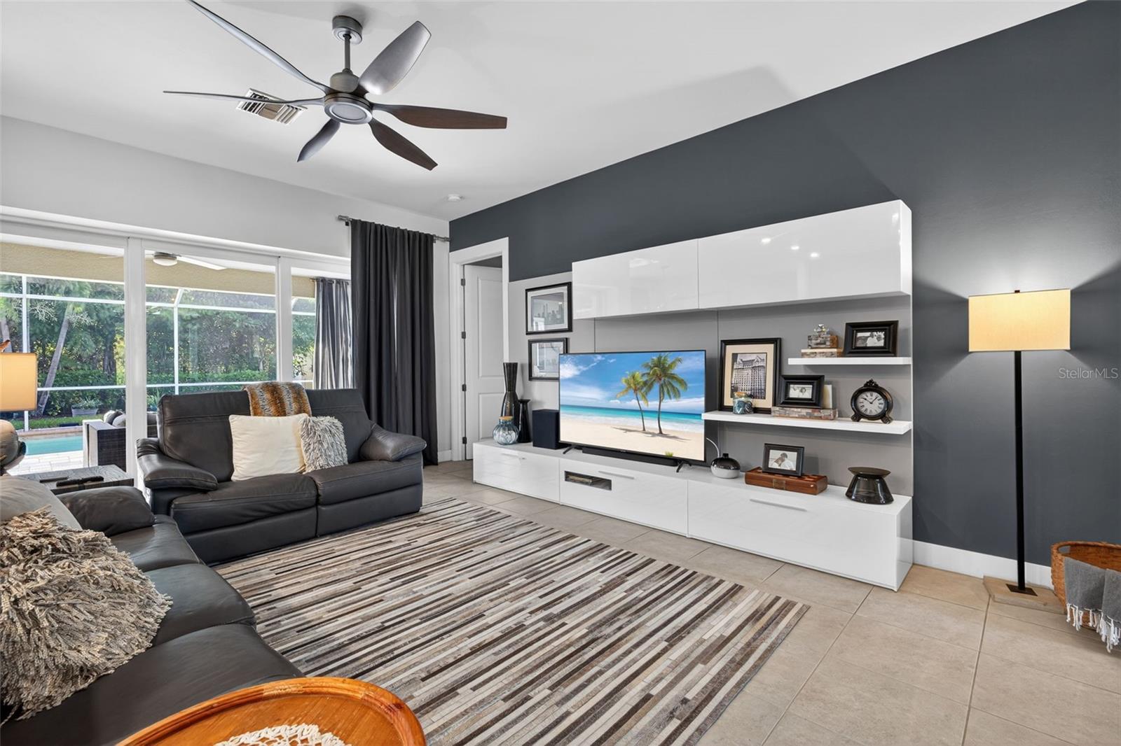 12251 MCGREGOR BLVD, FORT MYERS, FL, 33919