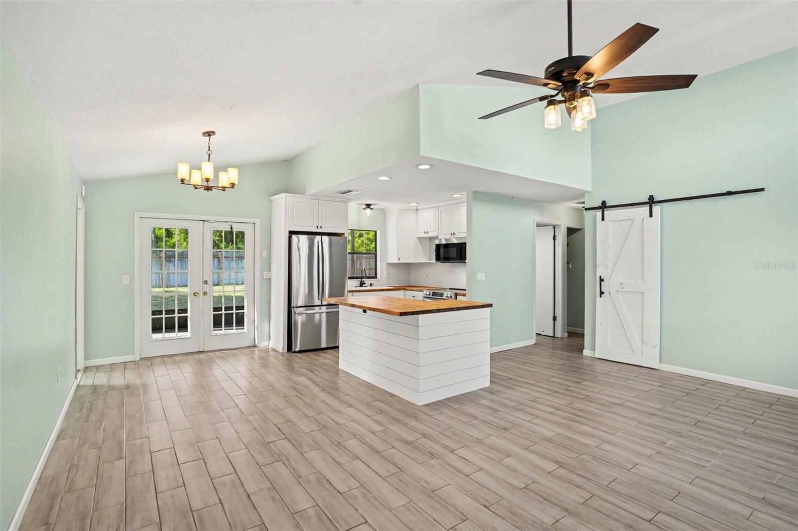 2726 BLOSSOM LAKE DR, HOLIDAY, FL, 34691
