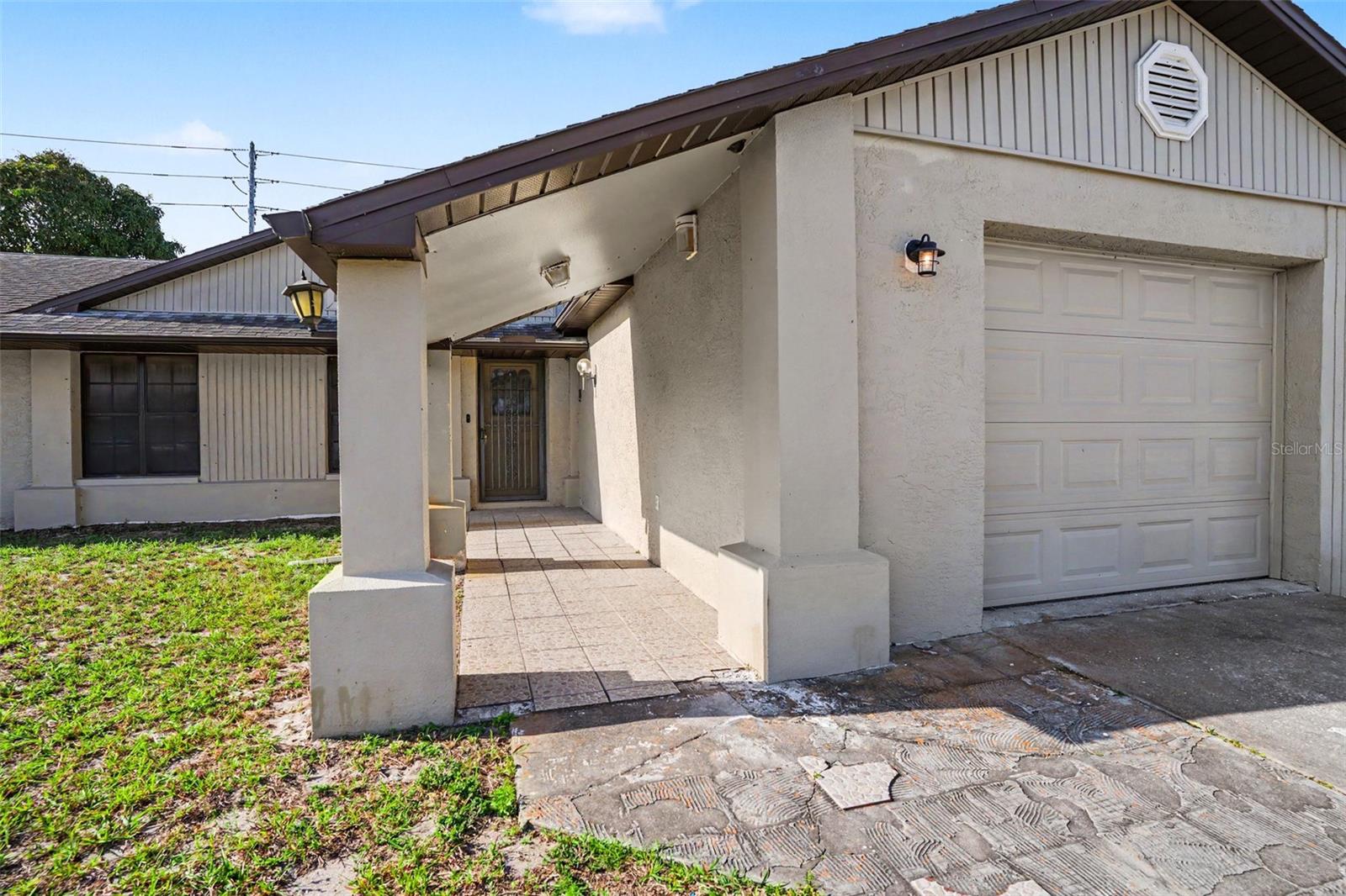 2726 BLOSSOM LAKE DR, HOLIDAY, FL, 34691