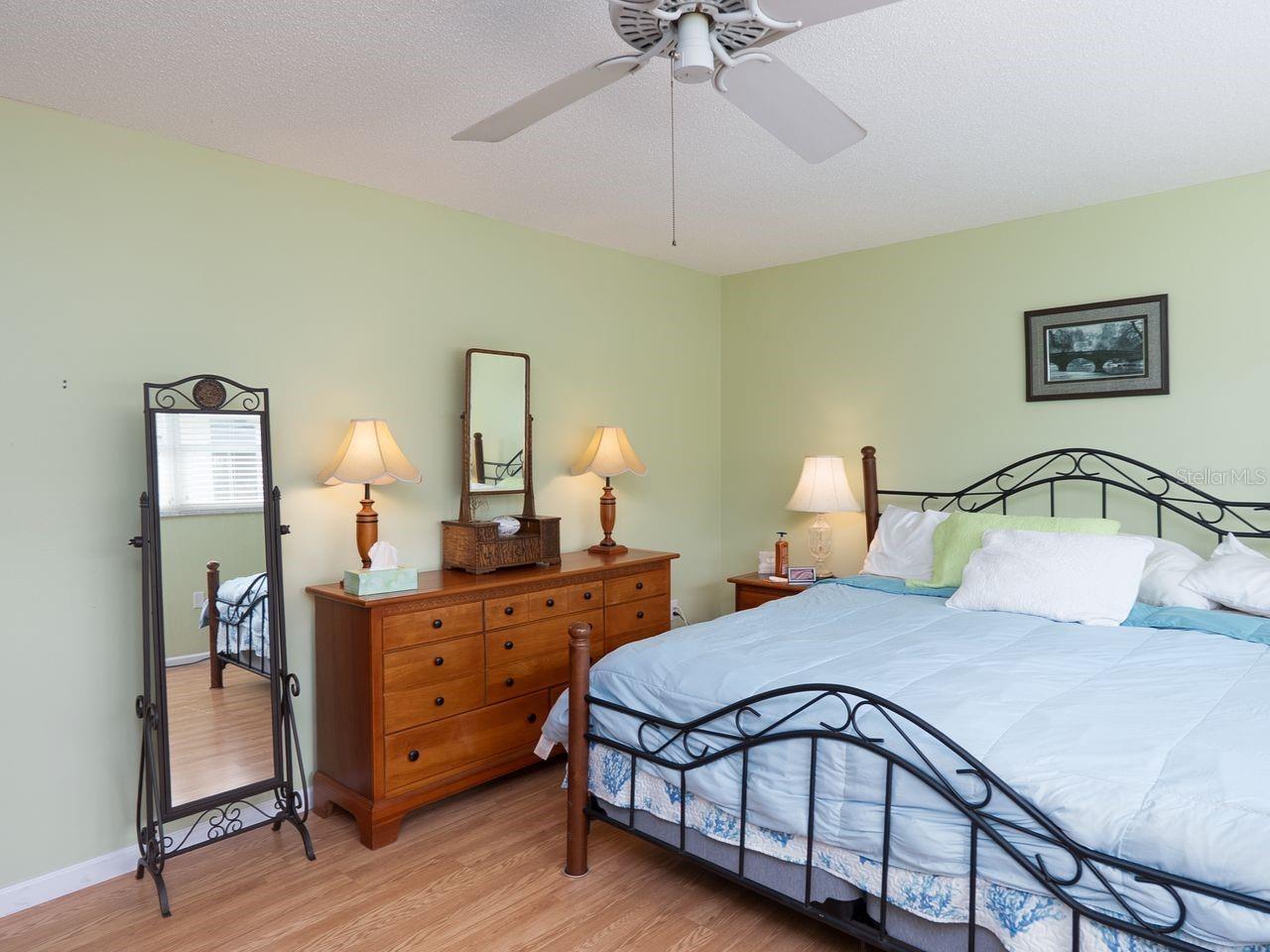 6 PINE RIDGE WAY, ENGLEWOOD, FL, 34223