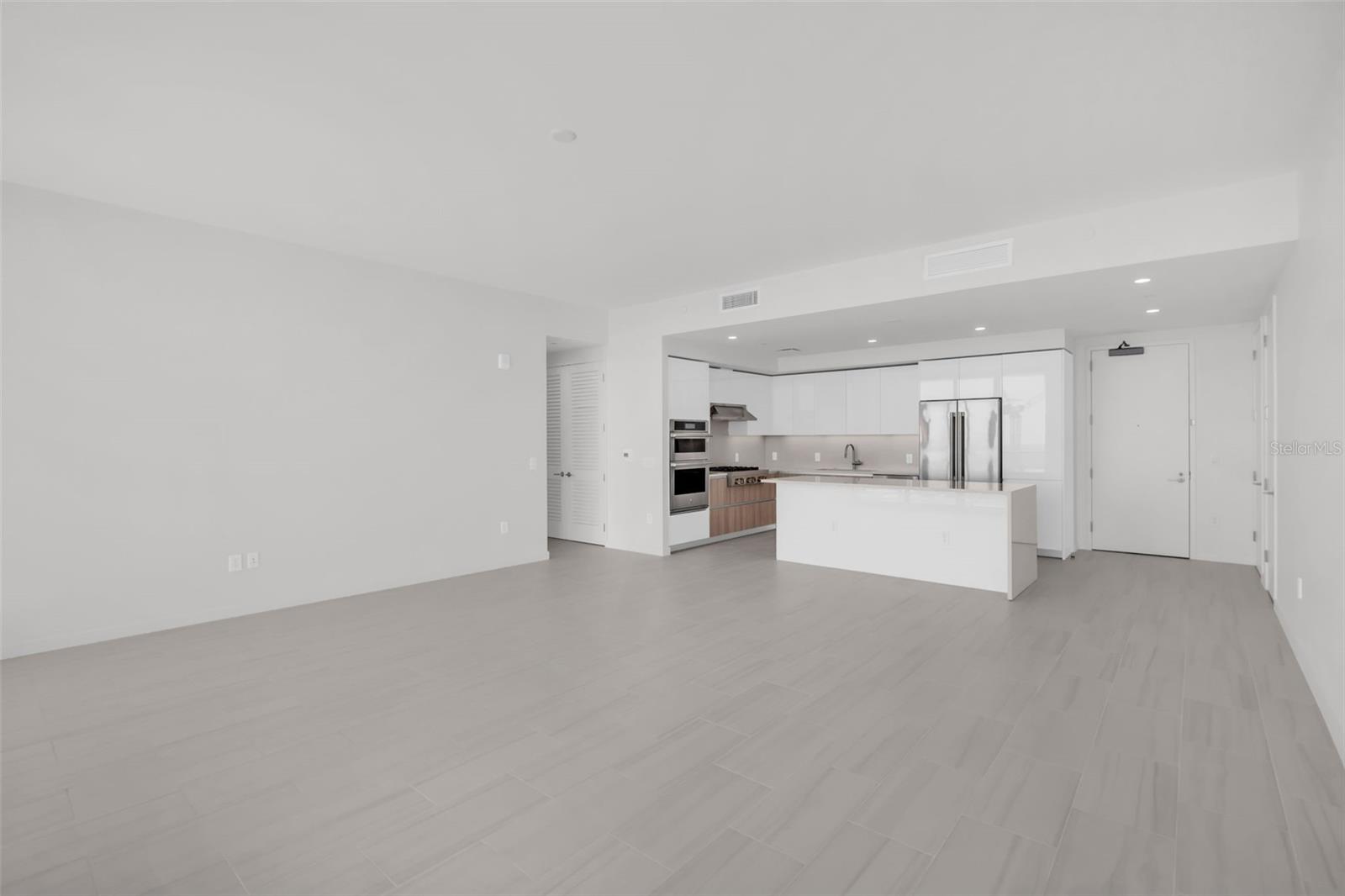 400 CENTRAL AVE #3606, ST PETERSBURG, FL, 33701
