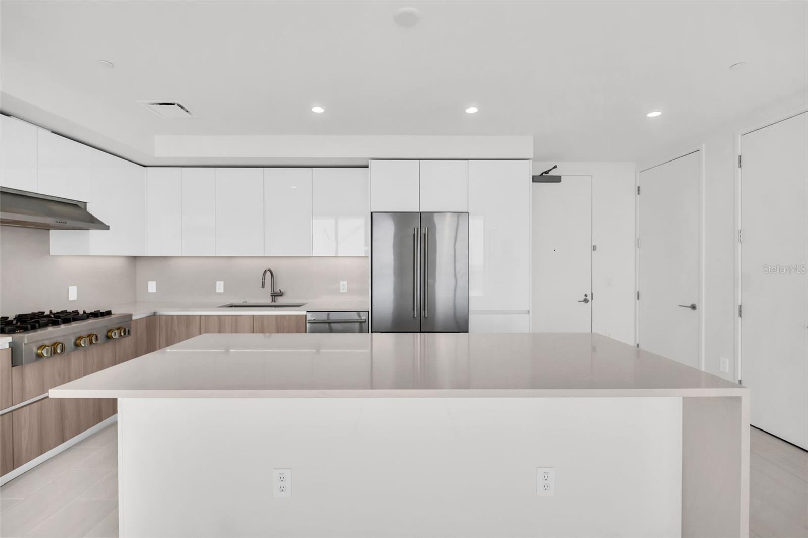 400 CENTRAL AVE #3606, ST PETERSBURG, FL, 33701
